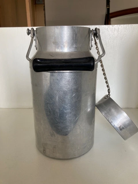 Pot à Lait En Aluminium - Occasion Bon état