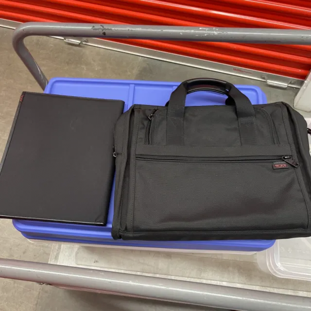 Tumi Unisex Padded Laptop Briefcase Shoulder Bag Black Nylon Folder