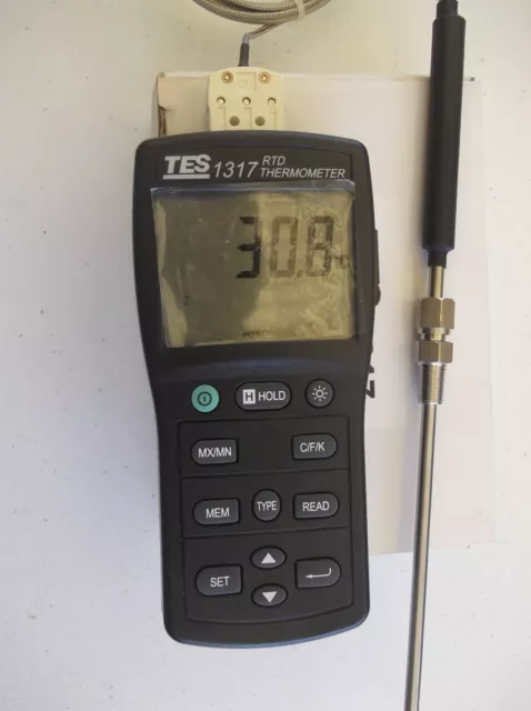 RTD PT100 HAND HELD INDICATOR ,LOGGER WITH  200mm HAND HELD  PROBE