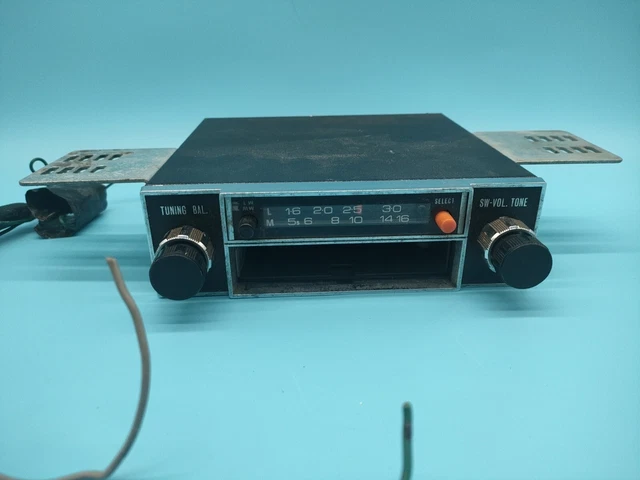 Autoradio vintage 8 tracce made in japan non testata come cablaggio