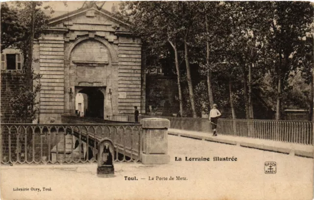 CPA TOUL - La Porte de Metz (483443)