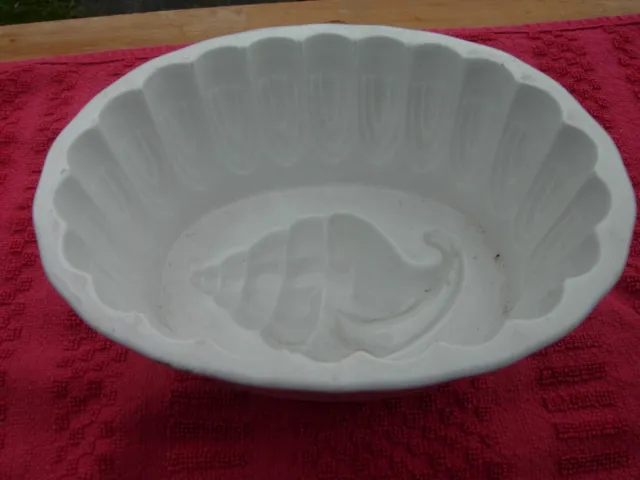 Cetam ware  Jelly  Mould .Very good condition
