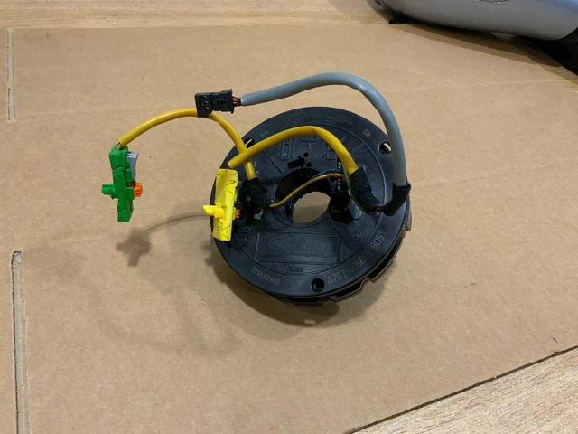 thumbnail interactive-video image 1 of Mercedes-Benz W203 Steering Angle Sensor - OEM A0025421918 / 2034600149 (Used) 1 of 6