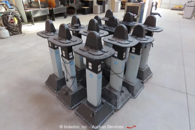Lot (12) Motion Detection Crowd Control Stands Electric Chargeable bidadoo