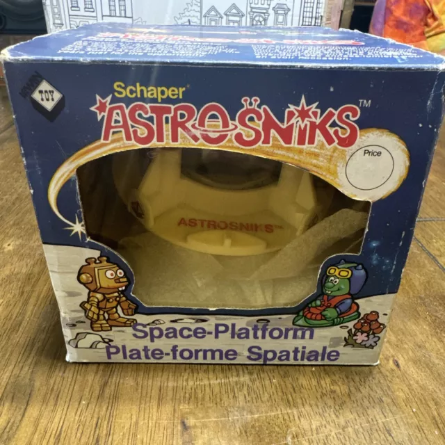 Vintage 1983 Schaper Astrosniks Aliens Space Platform New In Box NIB Clear Dome