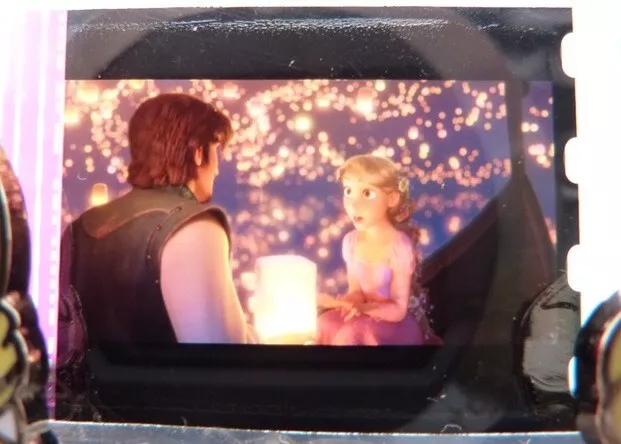 PIECE OF DISNEY Movies Pin Tangled - Flynn & Rapunzel with Lantern