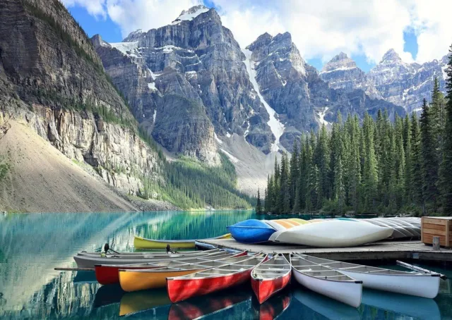 1000-Piece Jigsaw Puzzle- Canoes At Moraine Lake Adult & Children Brand New