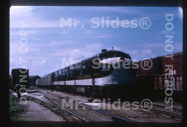 Duplicate Slide CofG Central of Georgia E7A 810 & E7A W/Passenger Train