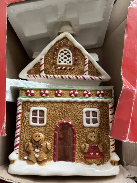 Gingerbread House Cookie Jar Ceramic Christmas Holiday Home Decor