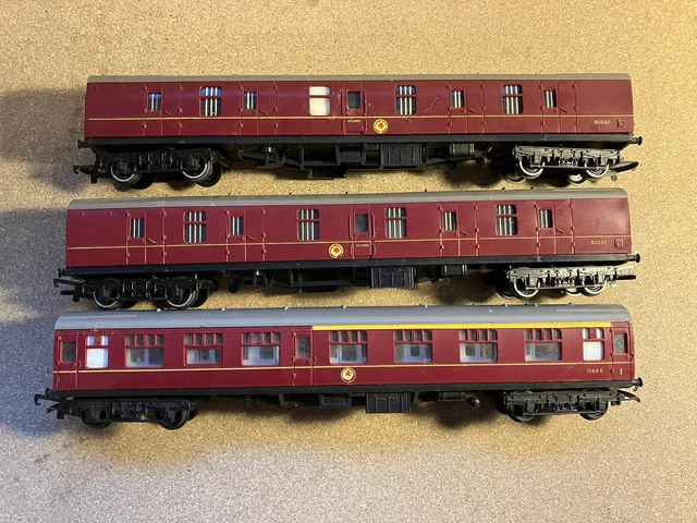 Triang Rml 3 X TRI-ANG LMS maroon coaches - no missing parts £25.00 - PicClick UK
