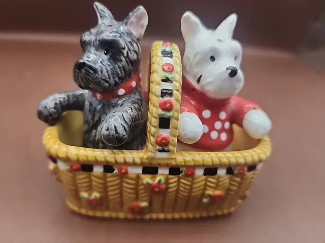 ME Ink 2002 Basket Puppies Salt and Pepper Shakers Scottie Dogs