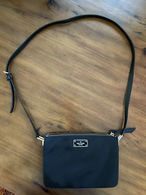 Kate spade rn 2025 0102760 ca 57710 black