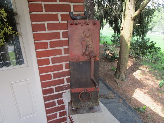 Antique Vintage Conestoga Wagon Jack Buggy Old Tool