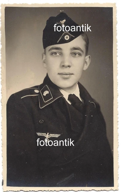 FOTO 2 WK Portrait Panzer Soldat Schwarze Uniform Mit Schiffchen Super EUR 21,50 - PicClick IT
