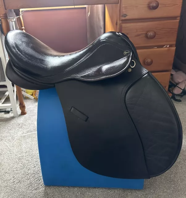 Silhouette Saddle 17’ black Leather GP