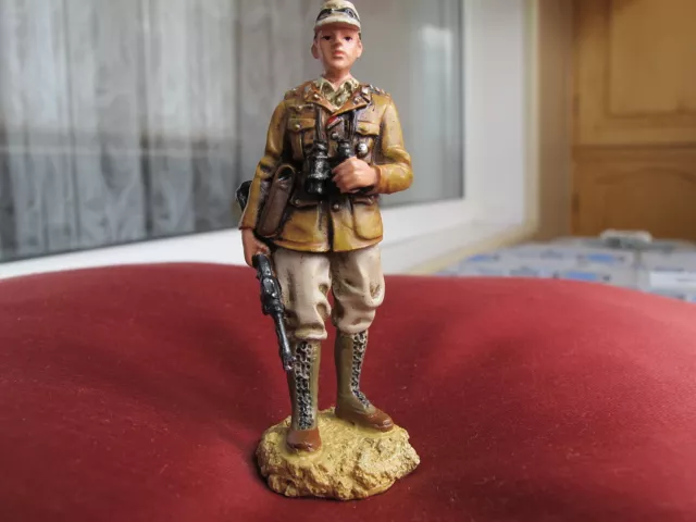 Toy tin Soldier Carrista Africa corp. WWII  Germany 70 mm metal model reich