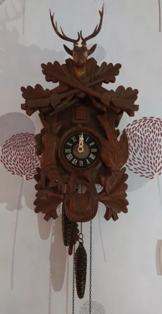 Coucou ancien pendules horloges thème chasse tête de cerf 40 cm