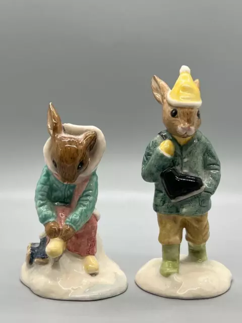 Royal Doulton Bunnykins Par De Figuras Niña Patinadora DB153 & Niño DB157