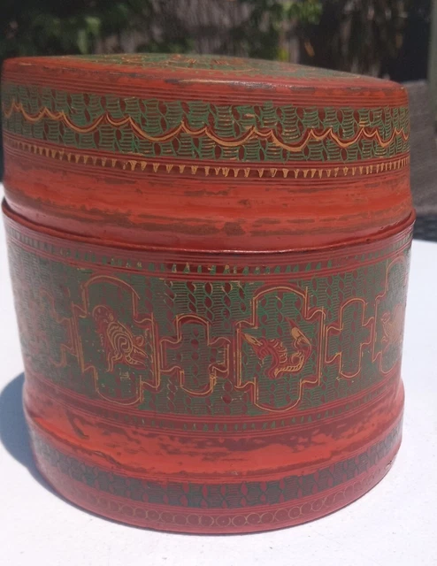 Betel nut box Burmese Myanmar Lacquer   antique vintage Bamboo