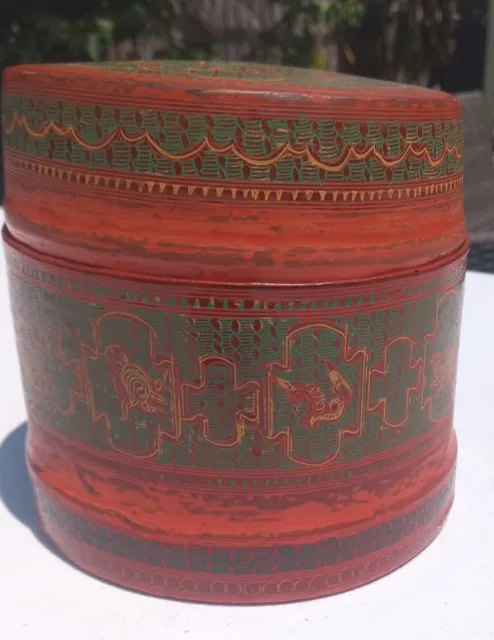Burmese Lacquer Cinnabar Betel Nut Box  antique