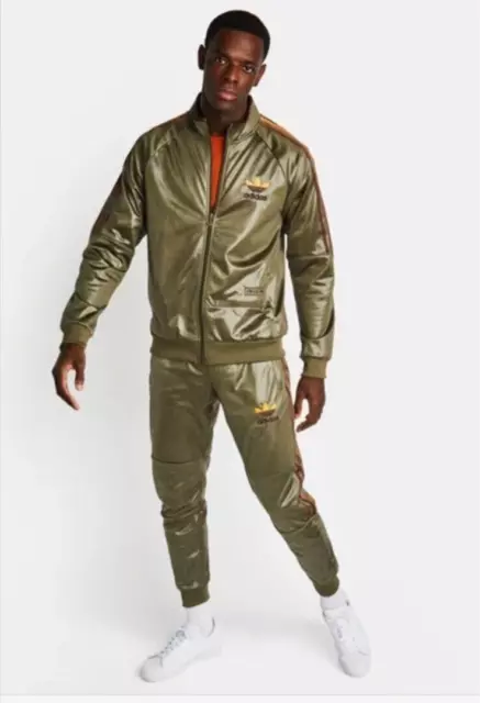Tute adidas particolari hotsell