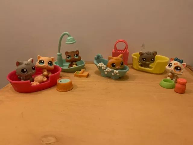Littlest Pet Shop Kitten Nursery Bundle with Pets and Accessories