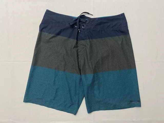 Oakley Hydrofuse Men’s Boardshorts Blue Gray Green Size 32