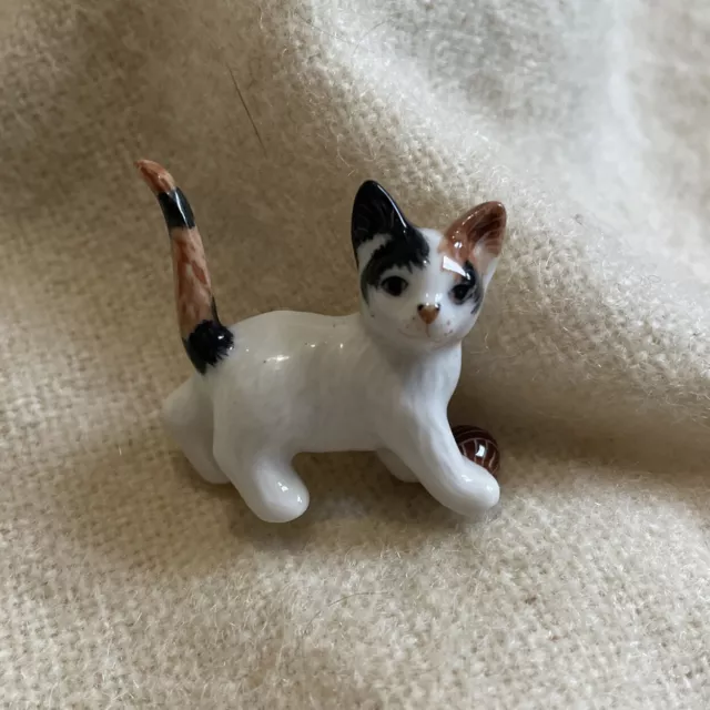 Klima Porcelain Miniature Vintage Cat Kitten With Ball Ornament Figurine Perfect