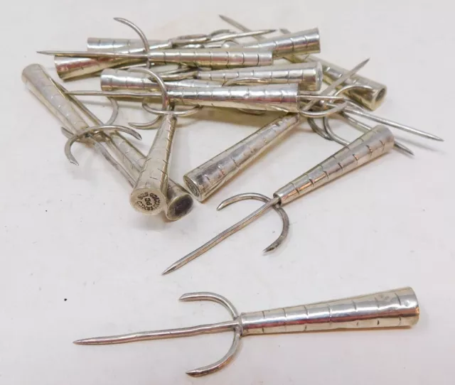Set of 16 Corn on the Cob 3-3/8" Holders Spears Prongs 74 grams Sterling Silver