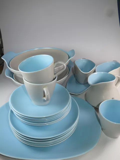 Ricambio Cina Poole Pottery Twintone Colore Cielo Blu E Grigio Colomba C104