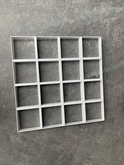 Eierkiste Aluminium Deckenplatten 600 x 600 (37 mm Tiefe) Armstrong BOX MIT 8