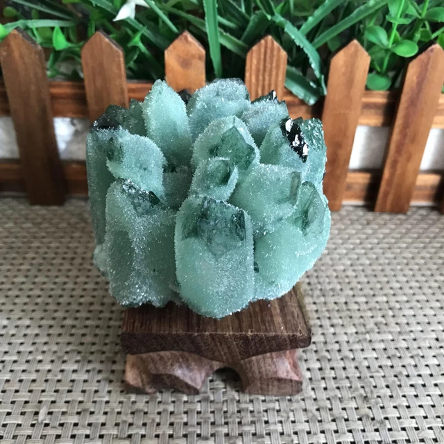 400g New Find Green Phantom Quartz Crystal Cluster Mineral Specimen Healing