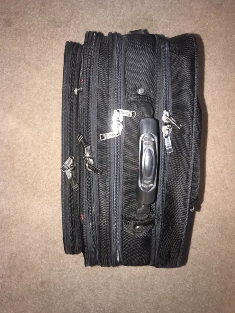 Estate Find Tumi Alpha? Bussiness Carry On/Wheels Luggage. 15”x 17”x 10”. *READ* 3
