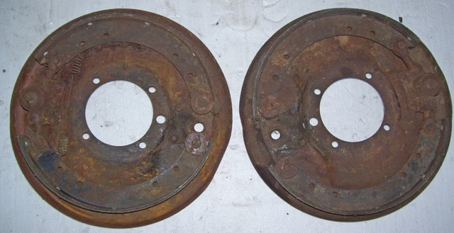 1928 1929 1930 1931 Model A Front Backing Plates W/Shoes Etc- Pair 1 Bid