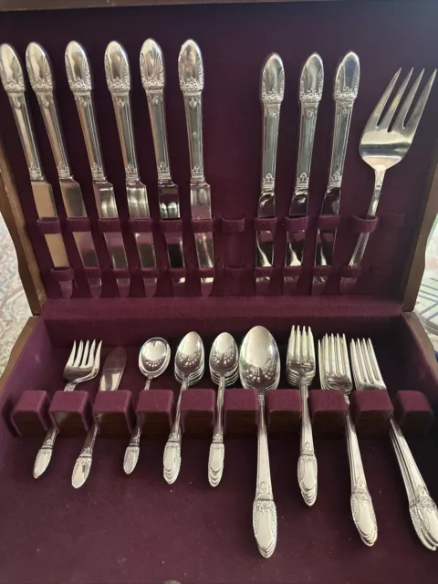 Vintage 1847 Rogers Bros FIRST LOVE Silverplate Flatware Set 45 Pieces