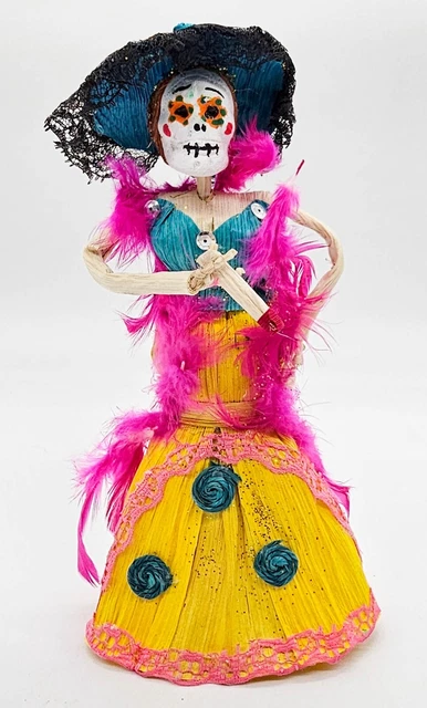 Day of the Dead Mexican Folk Art Corn Husk Doll Figurine Catrina Cigar Folk Art