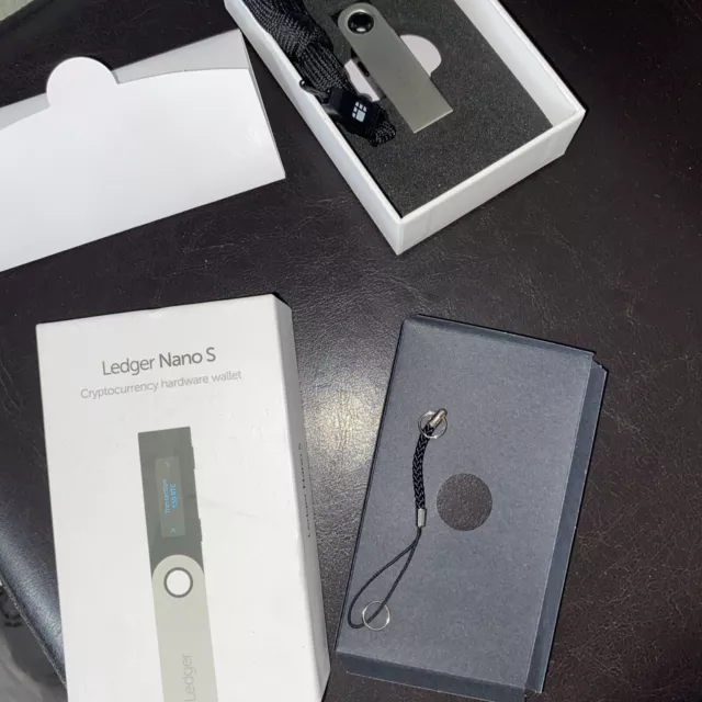 Ledger Nano S  Cryptocurrency Hardware Wallet - Black