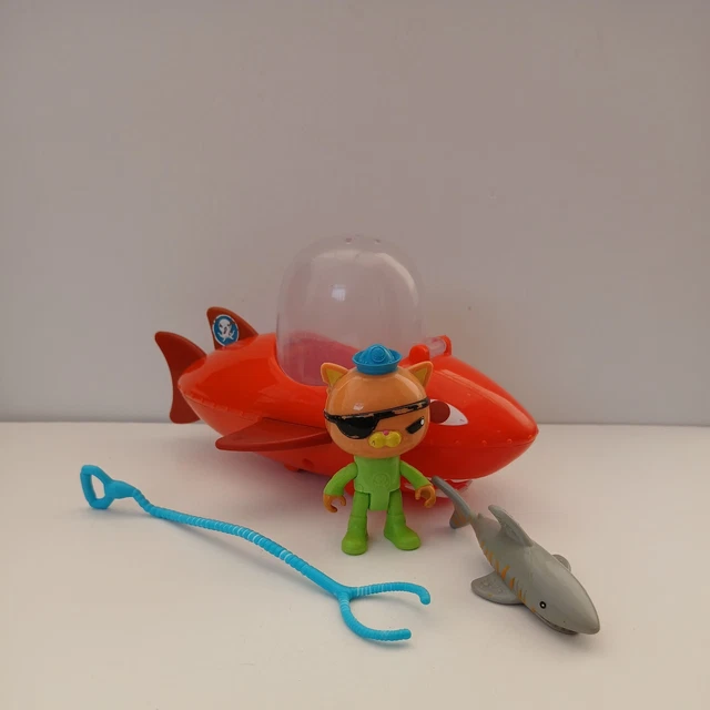OCTONAUTS GUP B Playset with Kwazii Figure and Tiger Shark
