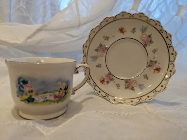 Authentic Disney Parks Collection, Alice in Wonderland Tea Cup and Saucer