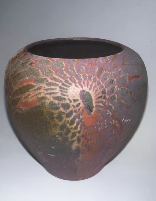 Sarah Frederick Hand Crafted Studio Art Pottery Vase 4 in, Signature stamp.