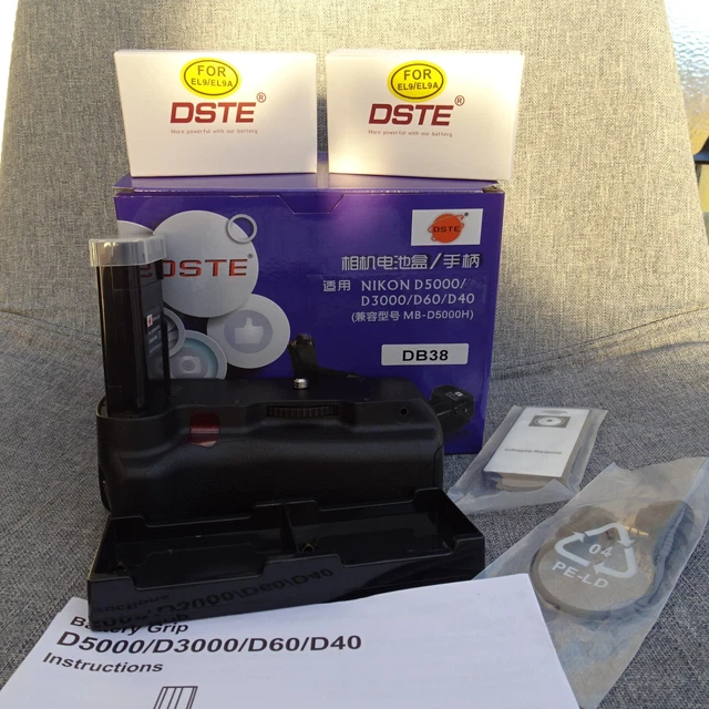 DSTE Battery Grip For Nikon D40-D40x-D60-D3000-D5000 Camera - with 2 EN-EL9 BATT