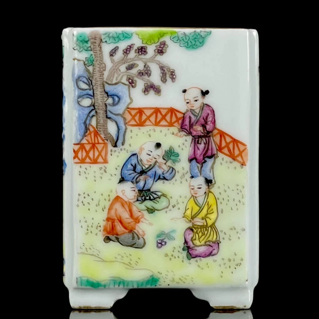 Chinese Pastel Porcelain Gilded Handmade Exquisite Figures Brush Pots 13841