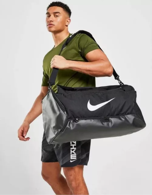 Nike Brasilia Convertible Duffel Bag/Backpack, Sports Equipment, Other  Sports Equipment and Supplies on Carousell