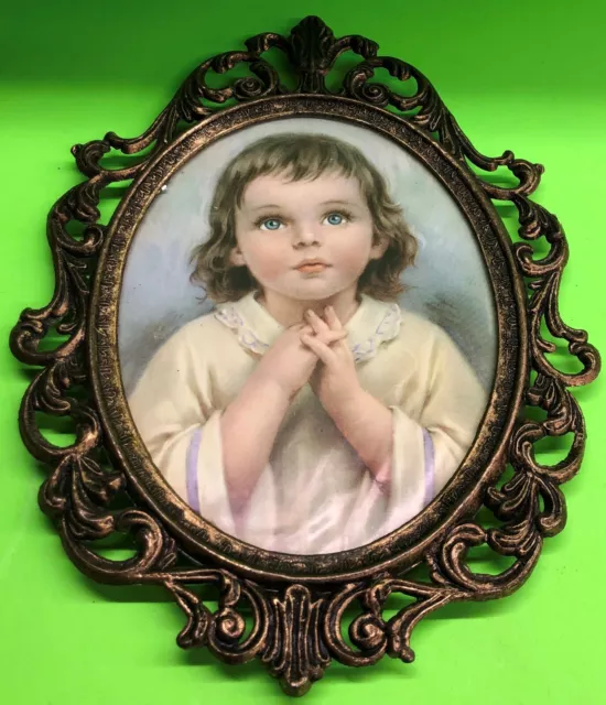 Vintage Baroque Ornate Heavy Brass Picture Frame Oval Wall Hanger 7" X 10"