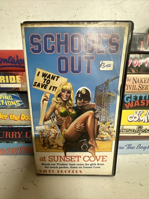 School's Out At Sunset Cove Vhs Pre Cert Ex Rental  Free Uk Post