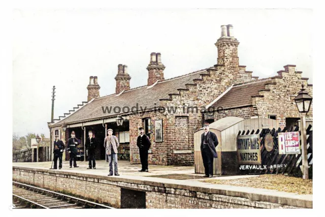 ptc2454 - Yorks. - Staff on the Platform of Jervaulx Railway Station - print 6x4