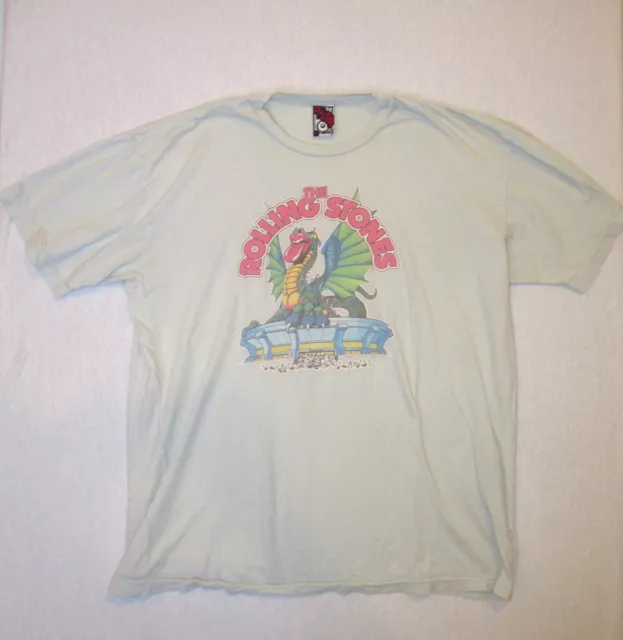 The Rolling Stones Stadium Dragon Tour band tee shirt 2004 XL Chaser