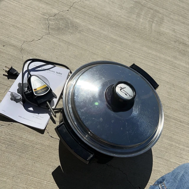 KITCHEN CRAFT WEST Bend Stainless Steel LIQUID CORE 11.5" Electric