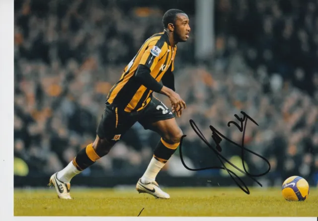 Kamil Zayatte handsigniertes 12x8 Foto - Hull City - Fußball Autogramm.