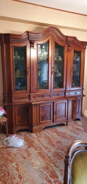 sala da pranzo completa in noce e radica di noce in ottimo stato